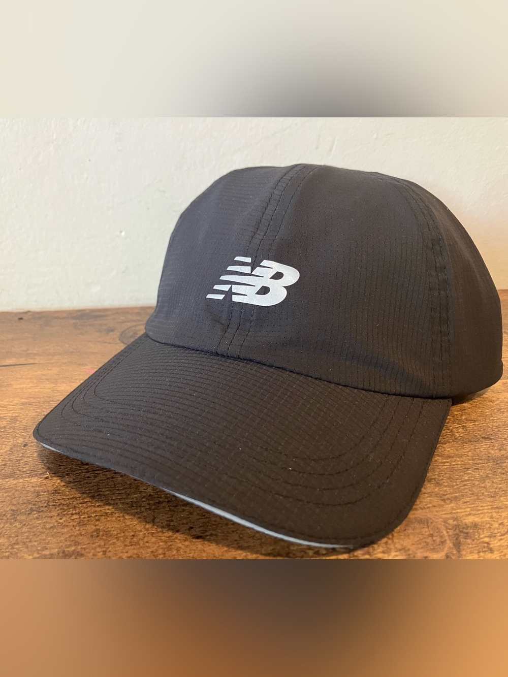 New balance hat